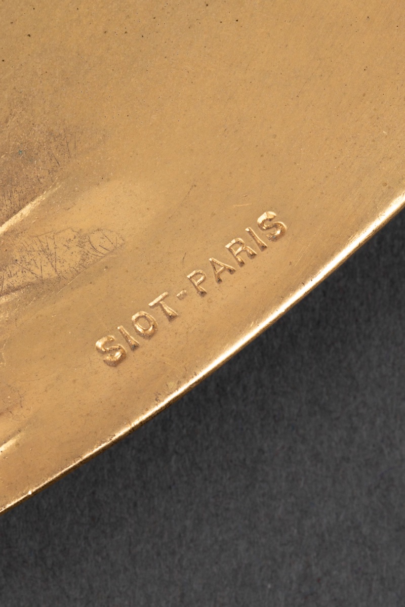 Une coupe Vide-poche en bronze doré, début du XXe siècle — 6