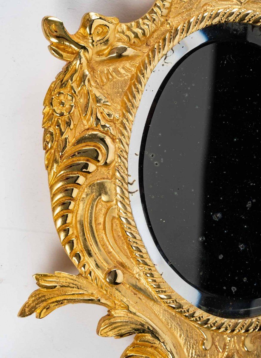 Paire de petits miroirs muraux en bronze doré fin du XIXe siècle — 9