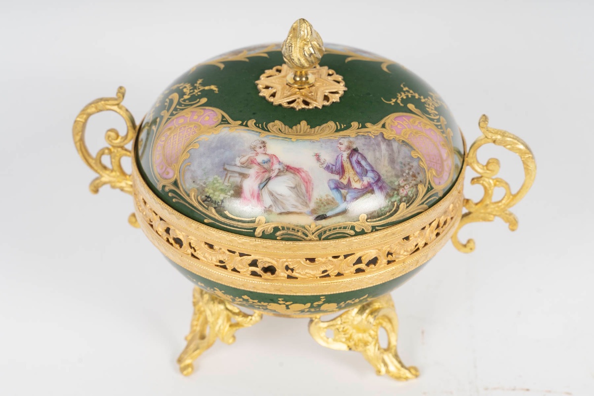 Bonbonnière – brûle-parfum en porcelaine, Sèvres XIXe siècle — 6