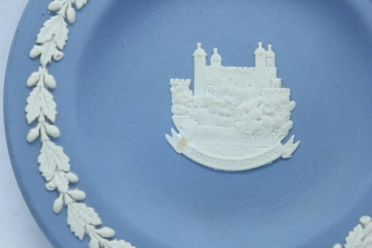 Rare coupe Commémorative Wedgwood Jasperware – TOWER OF LONDON– Made in England — 5