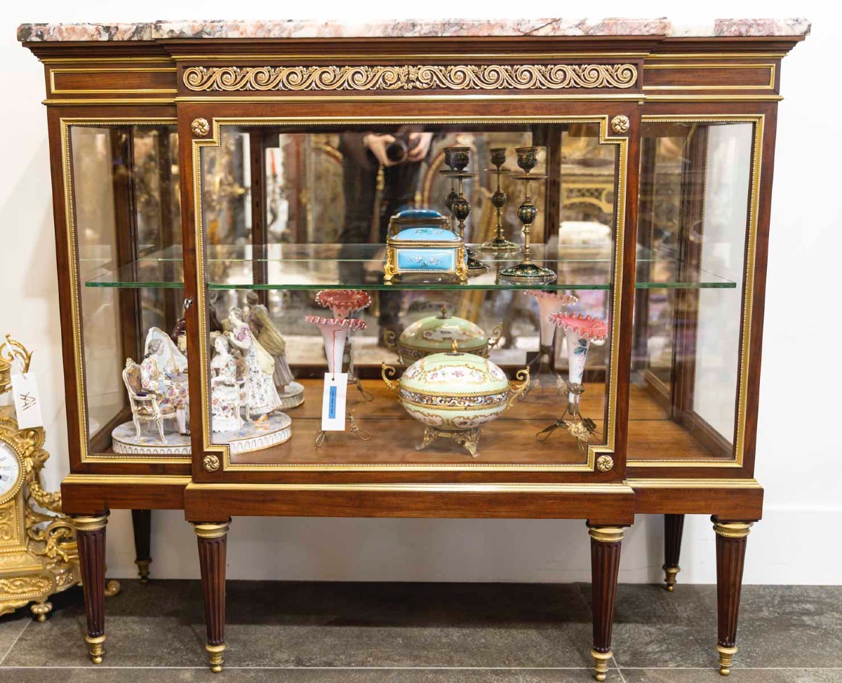 Une paire vitrine Paul Sormani (1817-1877) — 4