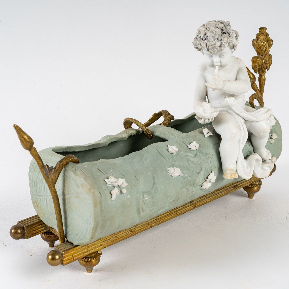 Petite Jardinière miniature en Wedgwood et biscuit fin du XIXe siècle — 3