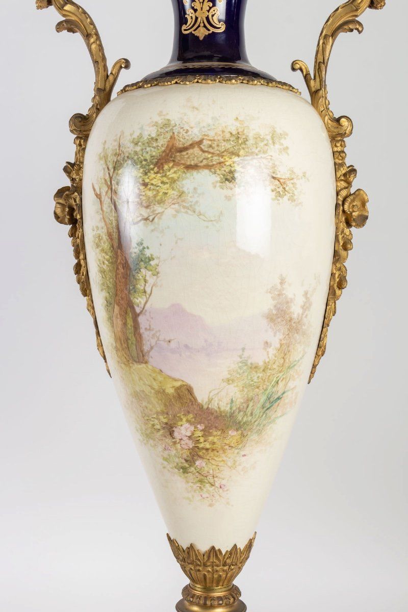 Paire de Très beaux vases en porcelaine de Sèvres XIXe siècle — 12