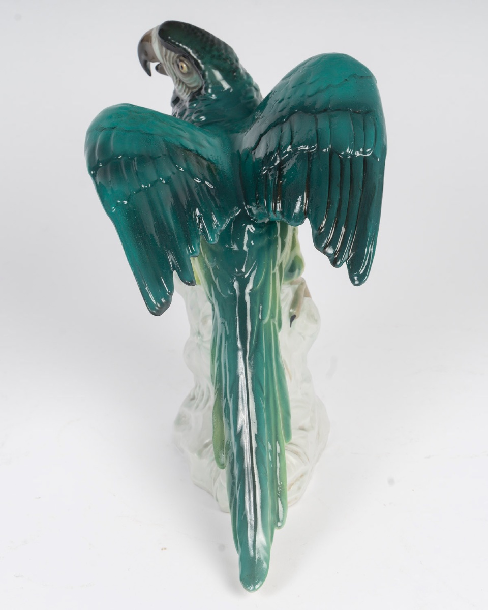 Une sculpture en porcelaine UNTER WEISS BACH, SAXE début du XXe siècle — 10