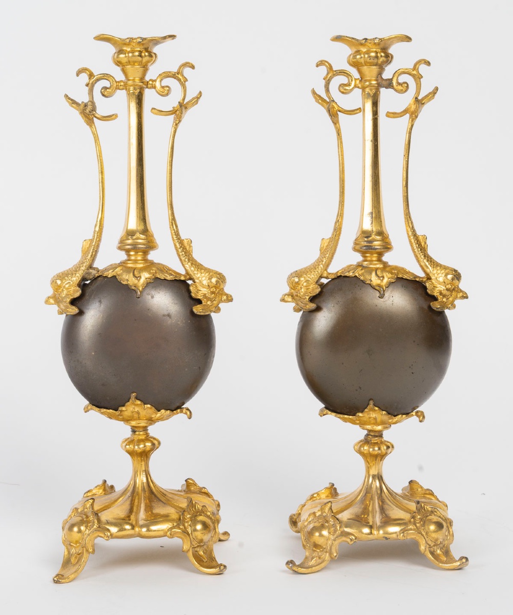 Paire de vases en bronze à double patine, modèle de Barbedienne, fin du XIXe siècle — 13
