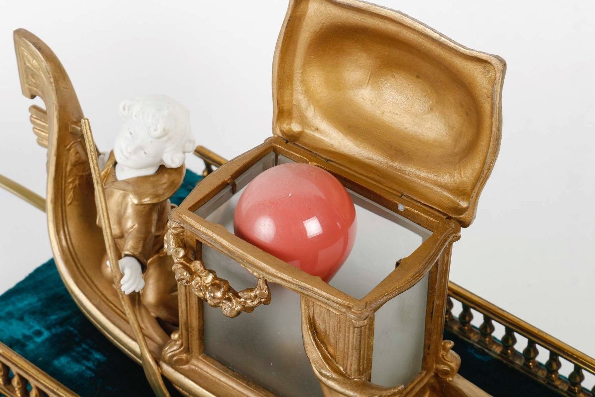Une lampe Romantique biscuit et Métal doré art nouveau — 8