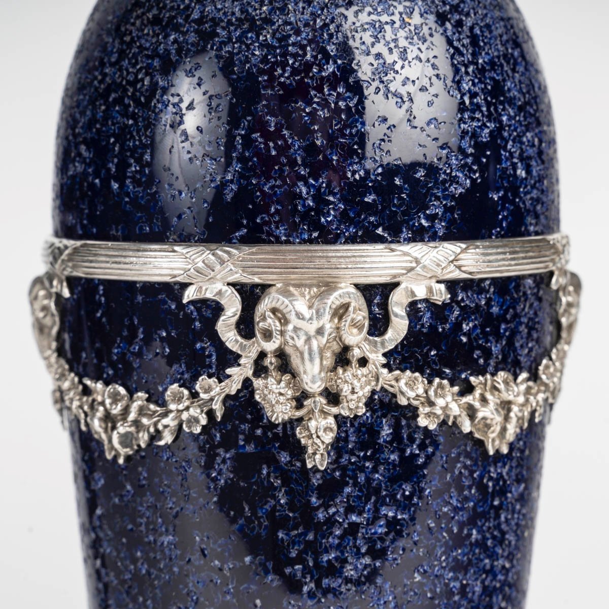 Une paire de vases en porcelaine et Argent Massif, FONTINELLE — 8