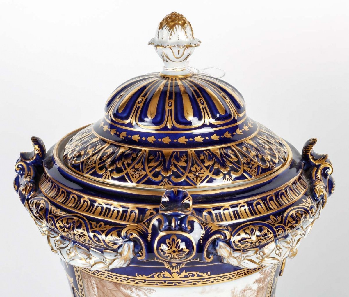 Paire de vases en porcelaine — 8