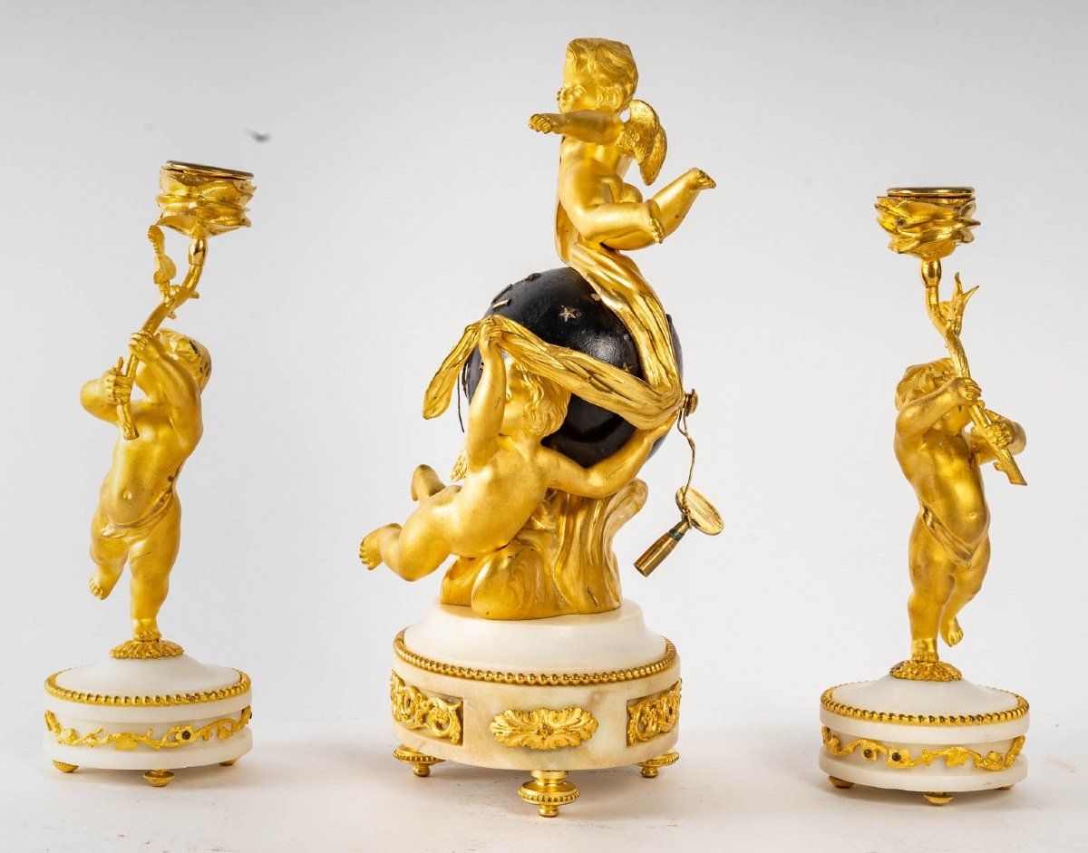 Garniture de Cheminée miniature en bronze doré fin du XIXe siècle — 5