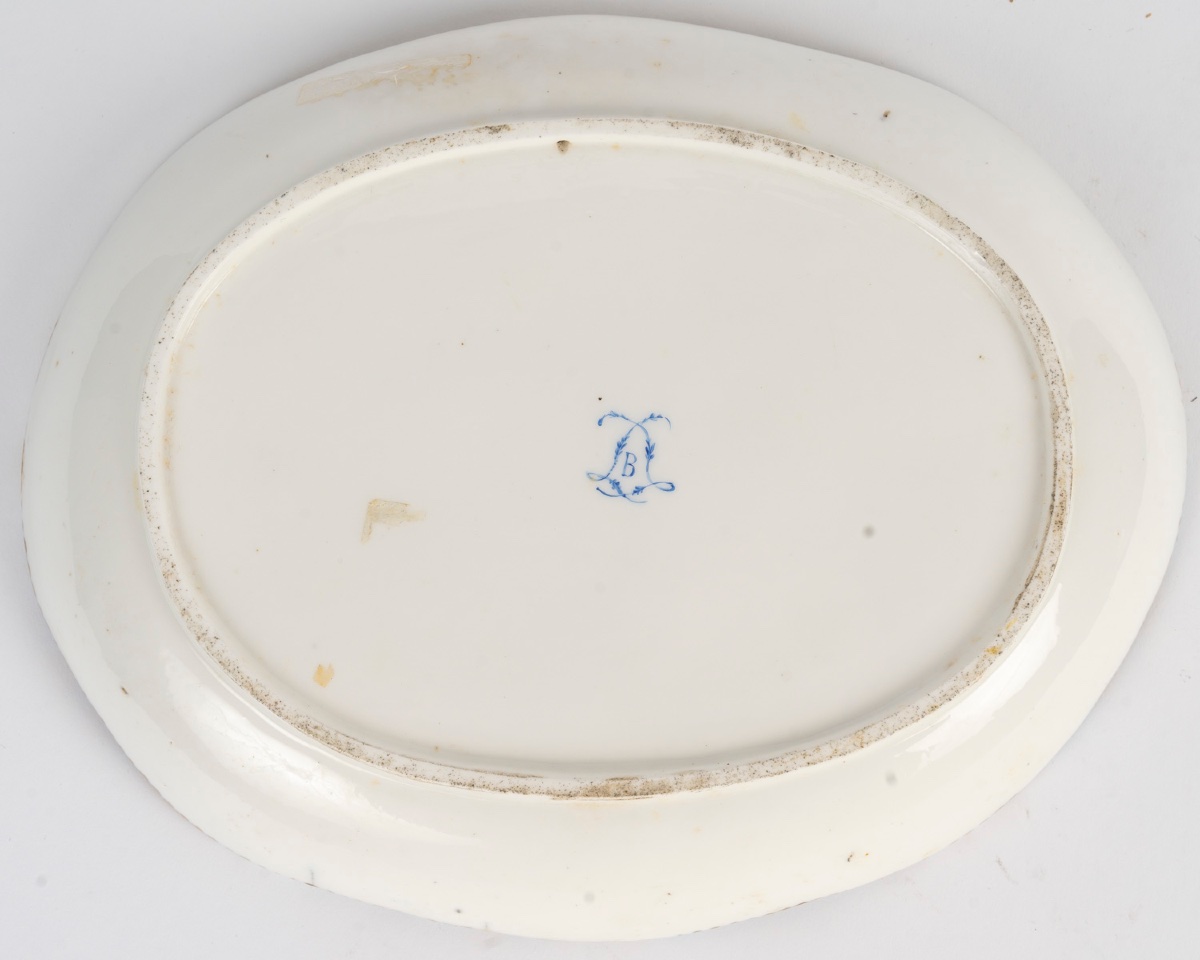 Une coupe en porcelaine de Sèvres, XVIIIe siècle — 12