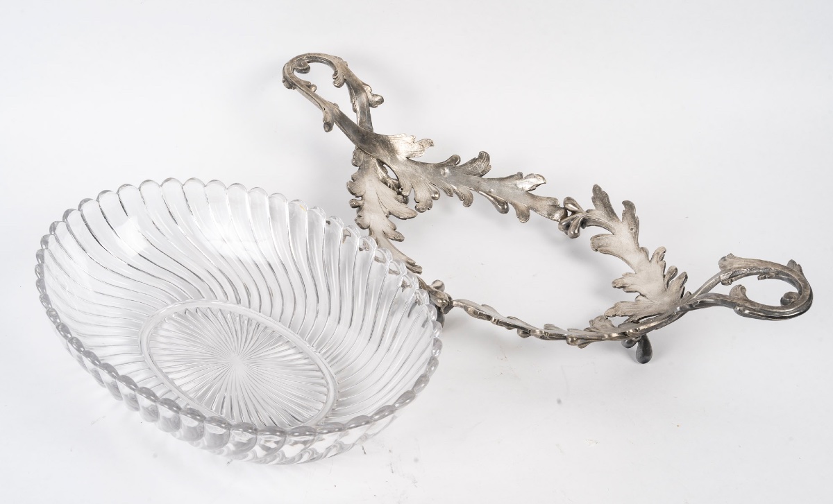 Une coupe jardinière en cristal Baccarat et bronze argenté, époque XIXe siècle — 6