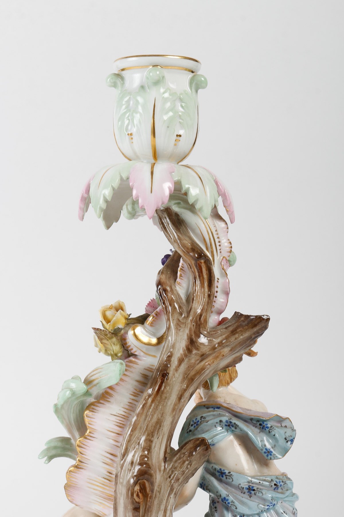 Meissen paire de bougeoirs fin du XIXe siècle — 9