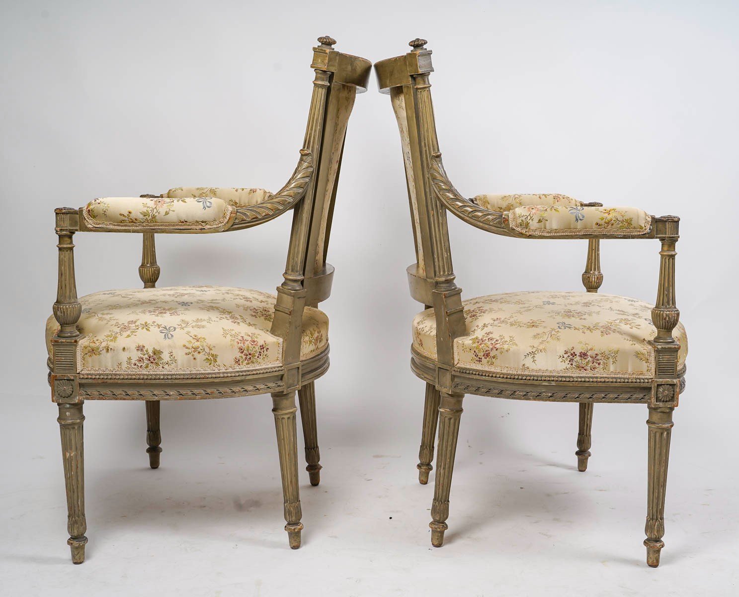 Une paire de fauteuils de style Directoire XIXe siècle — 7