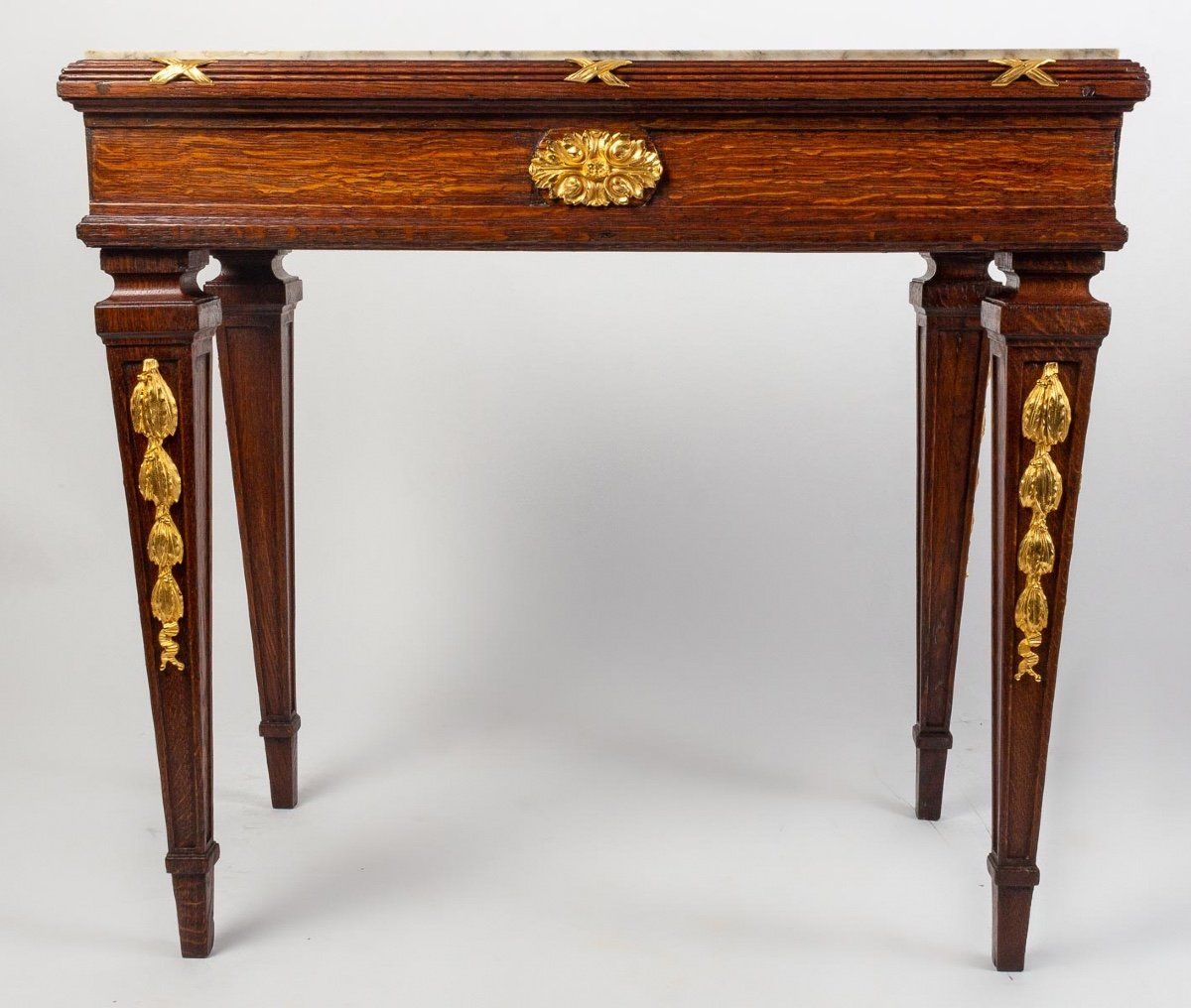 Une paire de tables fin du XIXe siècle — 3