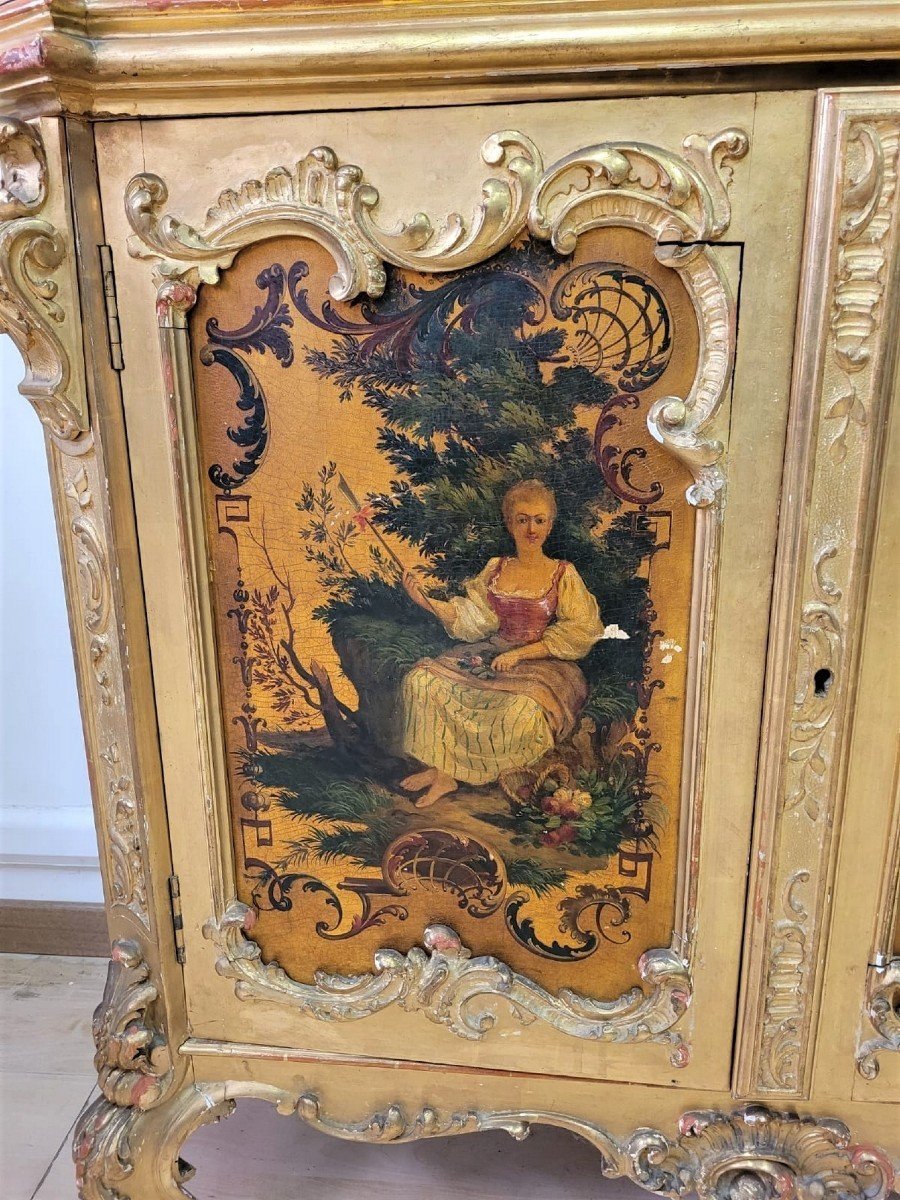 Vitrine en bois doré et Vernis Martin fin du XIXe siècle — 5