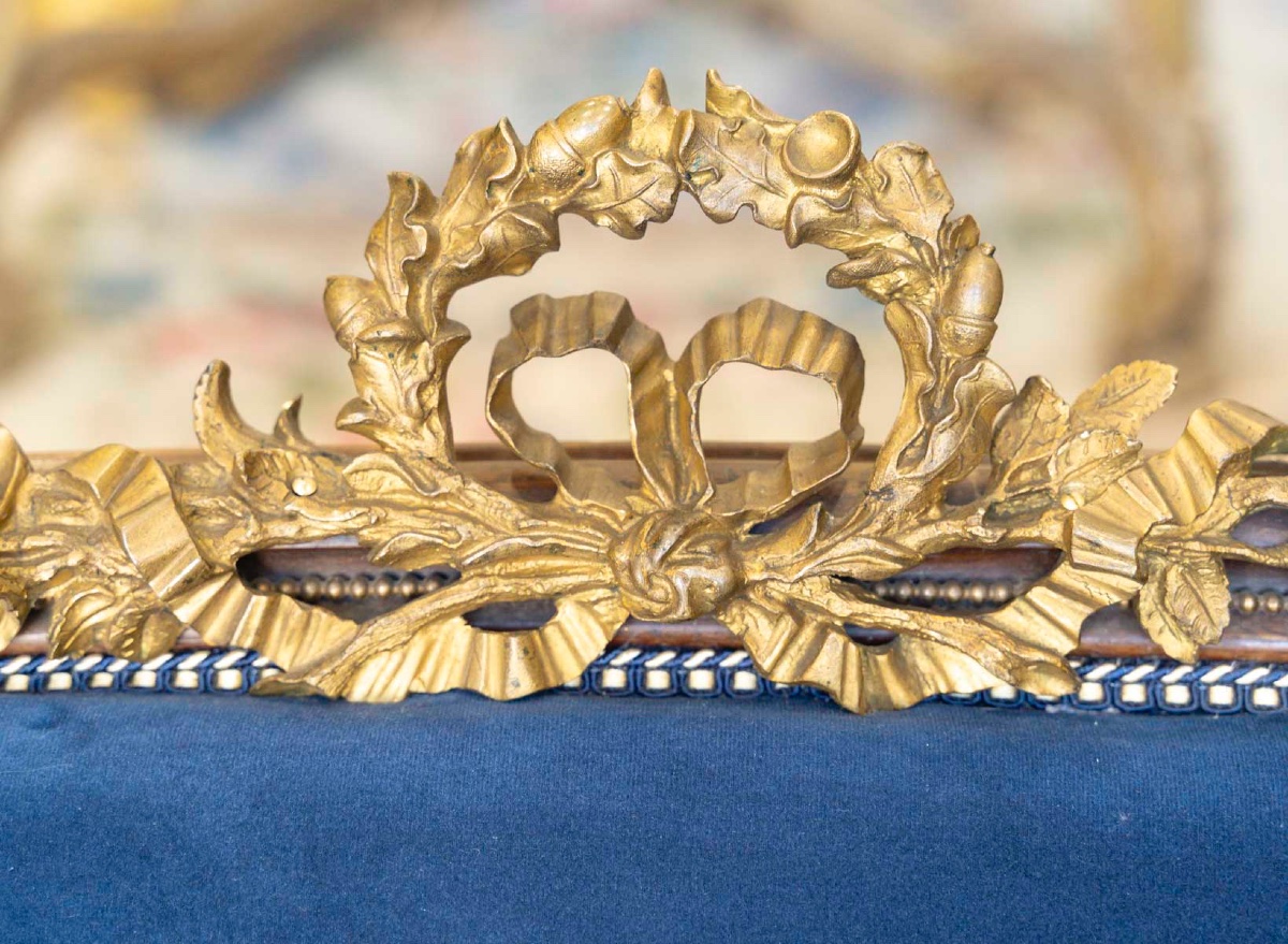 Mobilier de salon en acajou mouluré, époque Napoléon III — 7