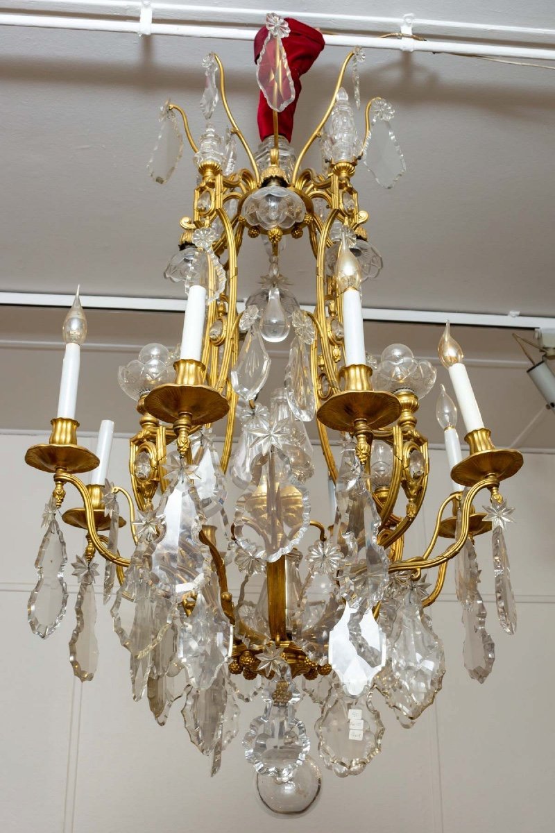 Un lustre cage en bronze doré et cristal de Baccarat fin du XIXe siècle — 4