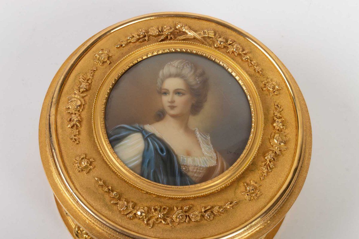 Coffret en cristal et bronze, peinture en Ivoire, style Louis XVI, époque Napoléon III — 4