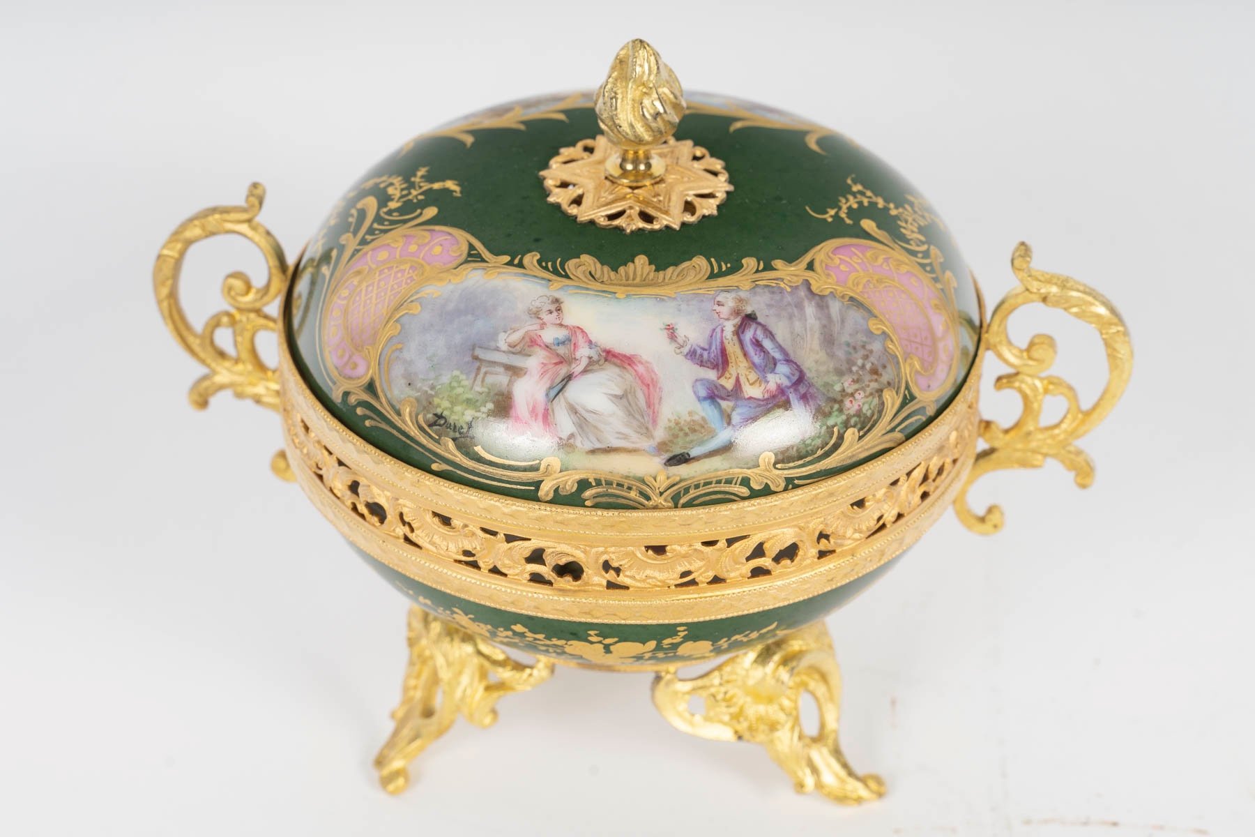 Bonbonnière – brûle-parfum en porcelaine, Sèvres XIXe siècle — 17