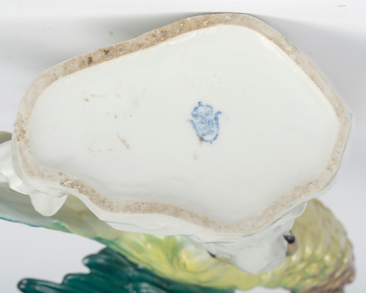 Une sculpture en porcelaine UNTER WEISS BACH, SAXE début du XXe siècle — 13