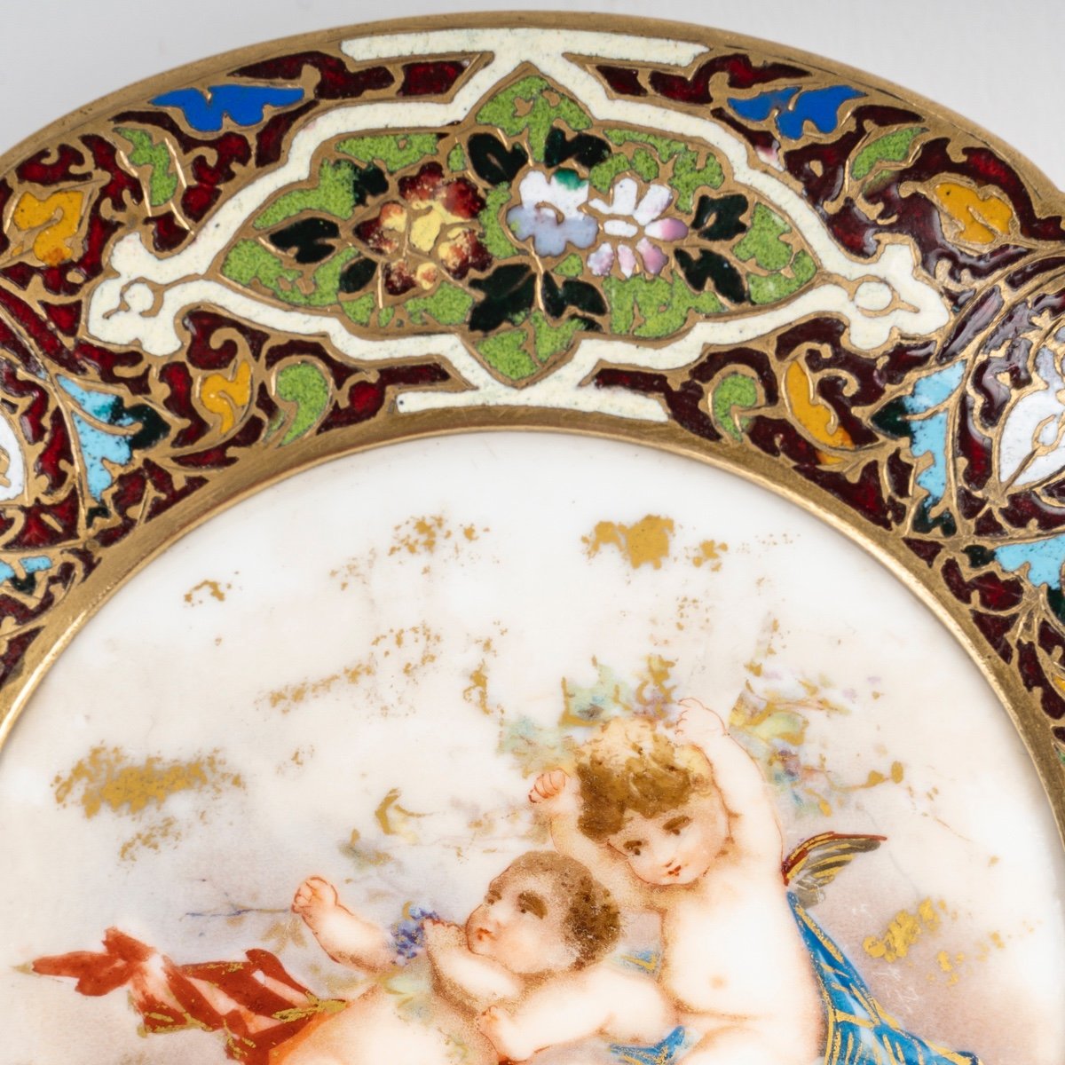 Un coupe en bronze doré et émail cloisonné, fin du XIXe siècle — 7