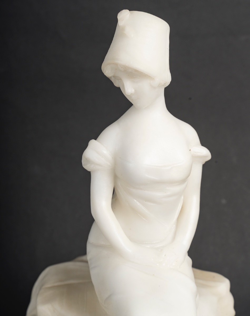 Une sculpture en albâtre, Georges Van Der Straeten, fin du XIXe siècle — 10