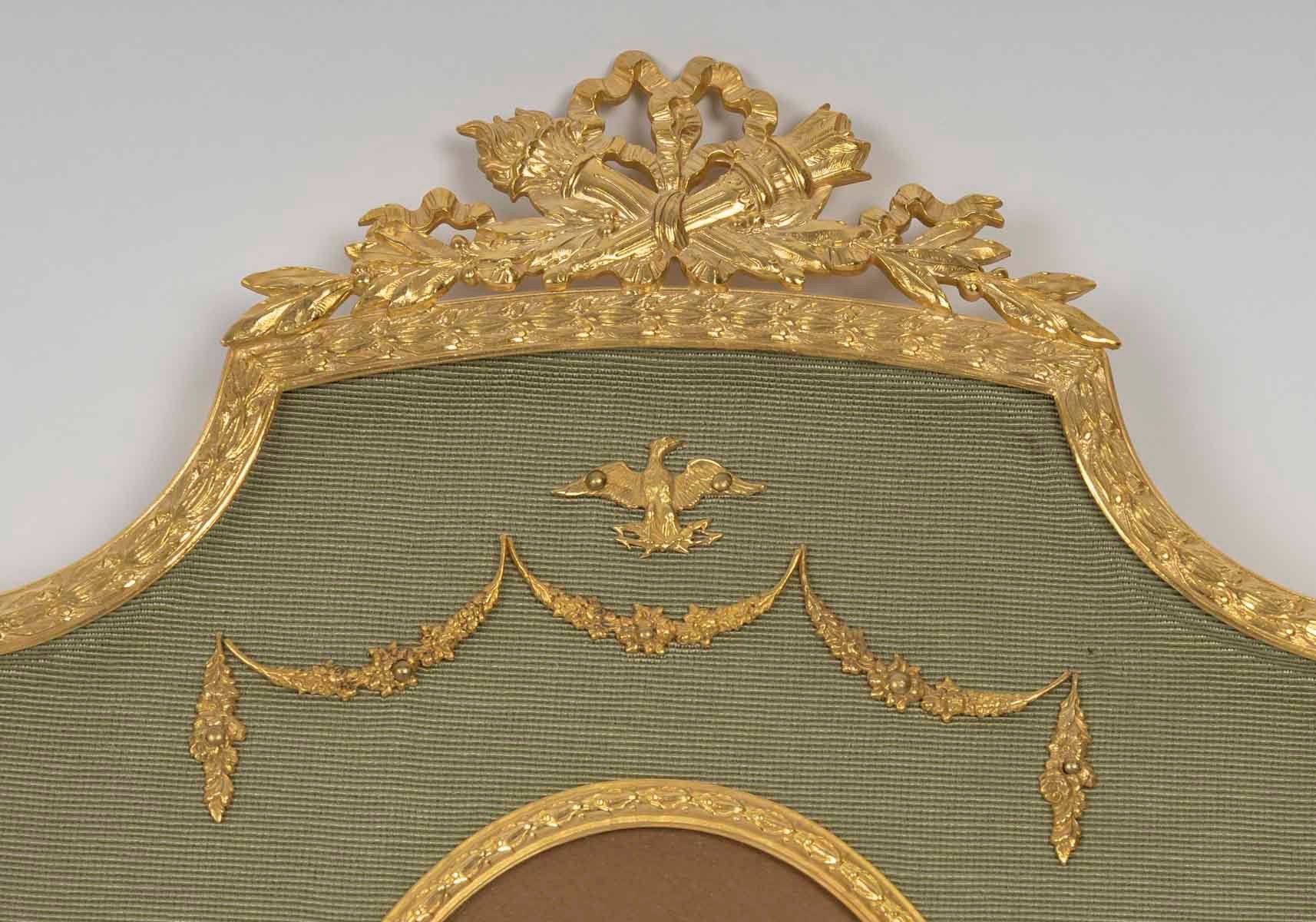 Un beau cadre photo de style Napoléon III, fin du XIXe siècle — 9