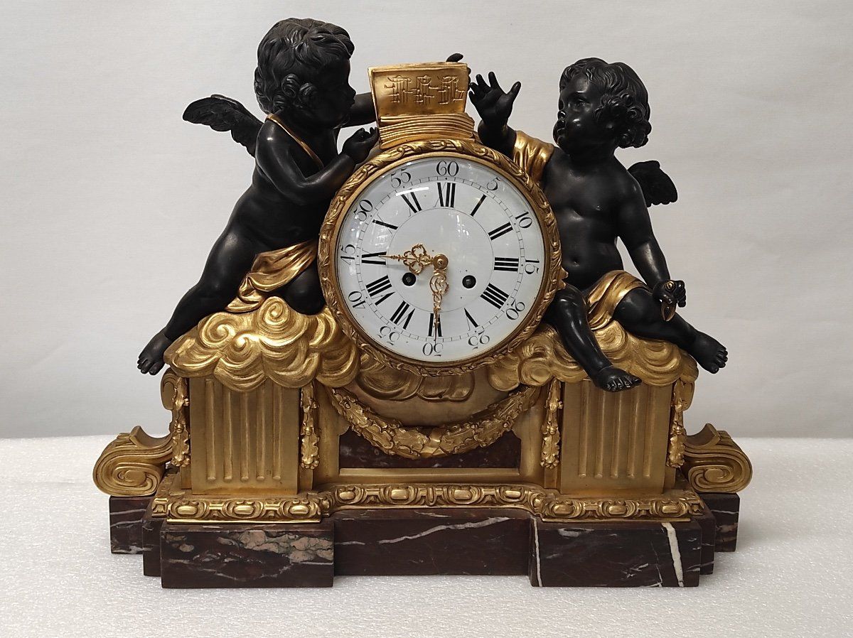 Une pendule aux Amours en bronze doré fin du XIXe siècle — 6