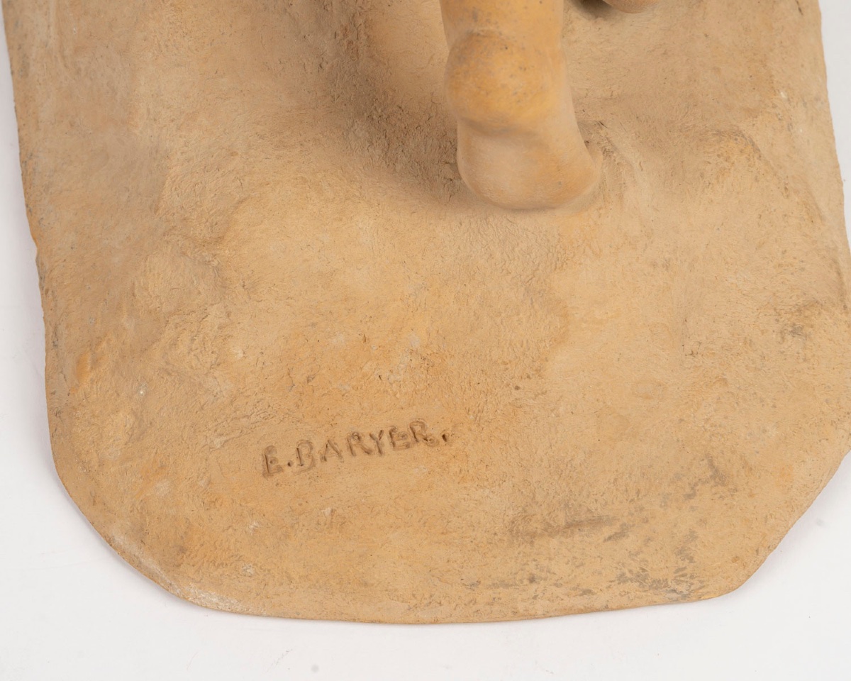 Une sculpture en terre cuite, E BARYER fin du XIXe siècle — 13
