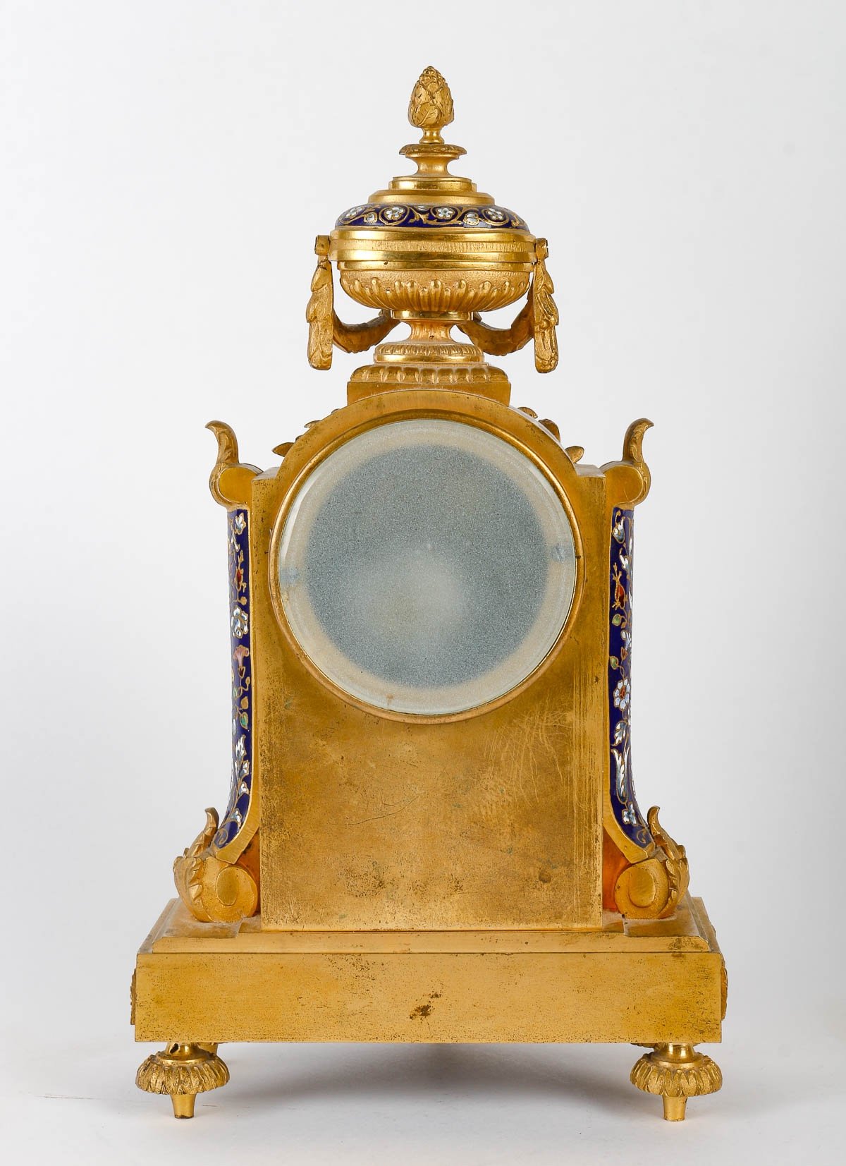 Une garniture en bronze doré et émail cloisonné fin du XIXe siècle — 6