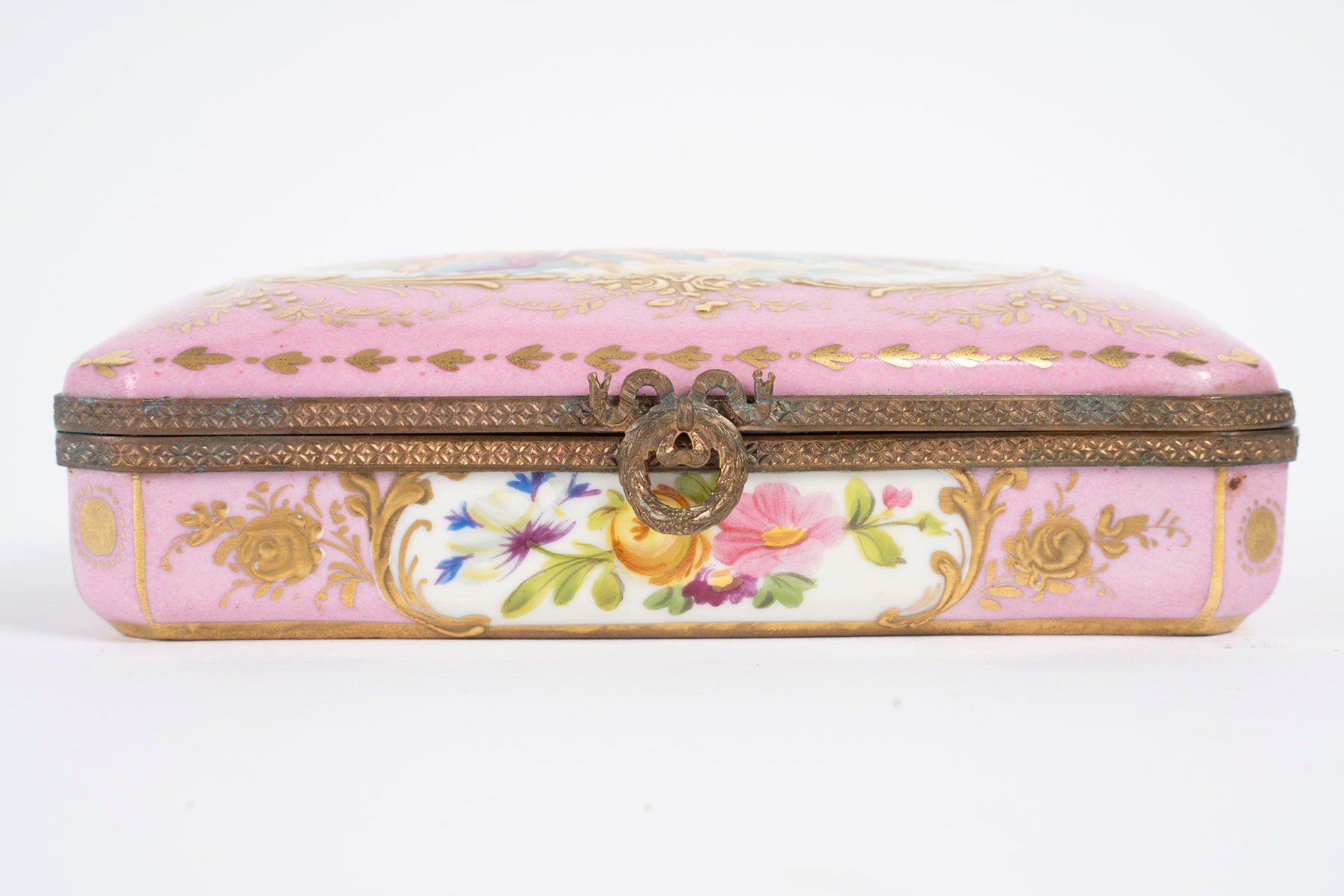 Miniature petite boîte à bijoux en porcelaine de Sèvres, fin du XIXe siècle — 17