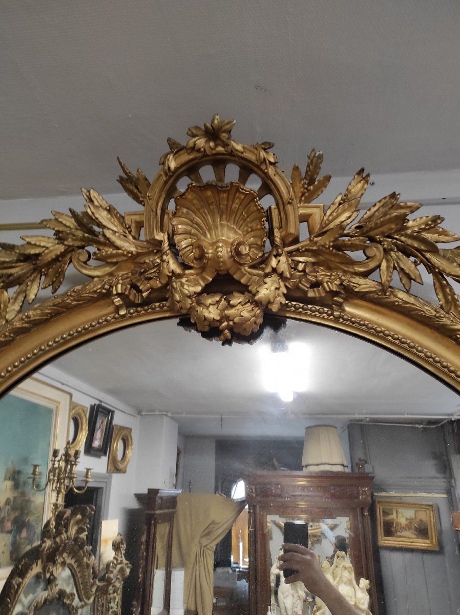 Miroir en bois sculpté et doré fin du XIXe siècle — 3