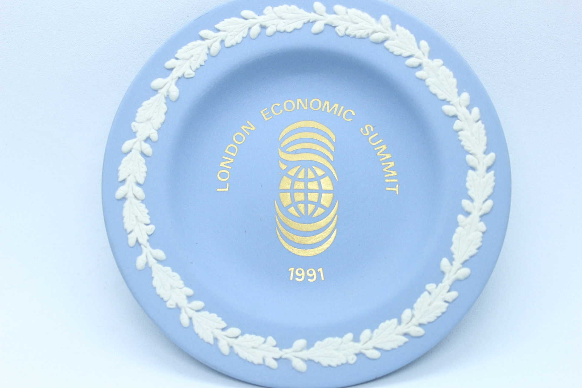 Coupelle Commémorative Wedgwood Jasperware – London Economic Summit 1991 – Made in England — 9