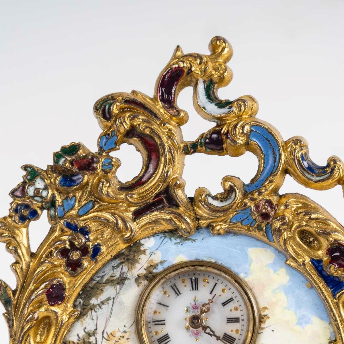 Miniature pendule en émail, fin du XIXe siècle — 7