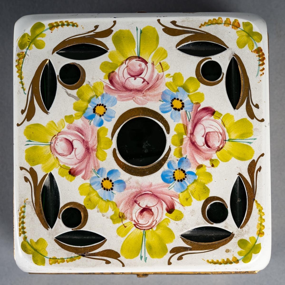 Un coffret à bijoux en opaline Overlay fin du XIXe siècle — 9