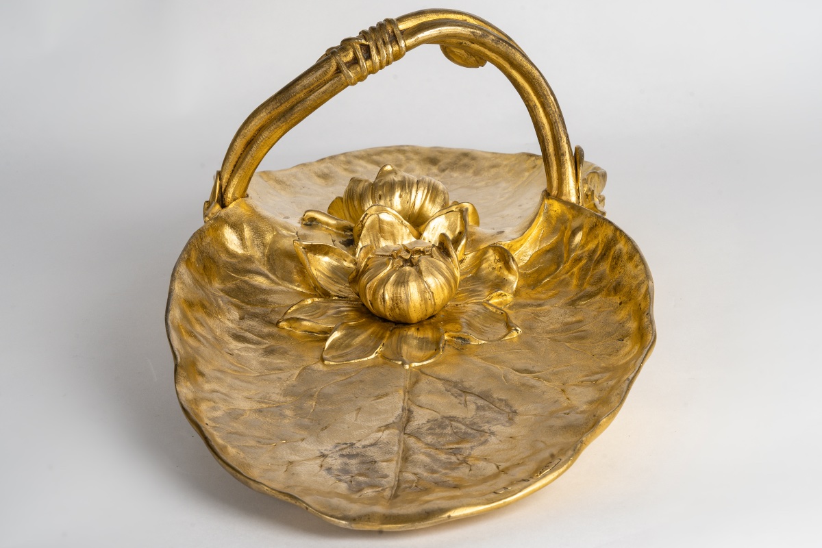 Coupe en bronze doré signée C.R. Vibert – époque art nouveau (vers 1900) — 9