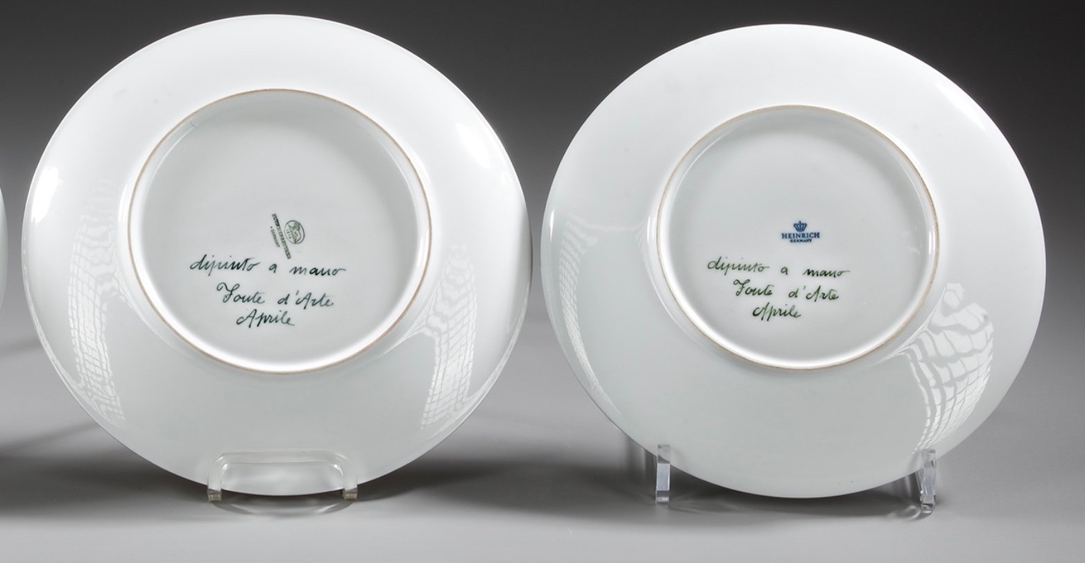 Une série de trois assiettes en porcelaine, Allemagne XIX — 21
