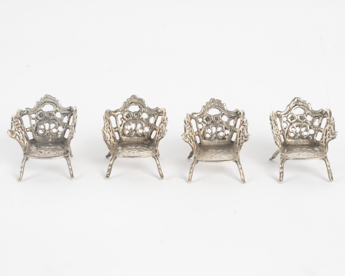 Miniature petit salon en argent massif de style Louis XV, époque fin du XIXe siècle — 10