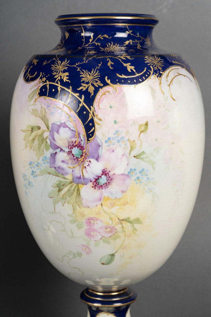 Une paire de vases en porcelaine Allemagne, début du XXe siècle — 7