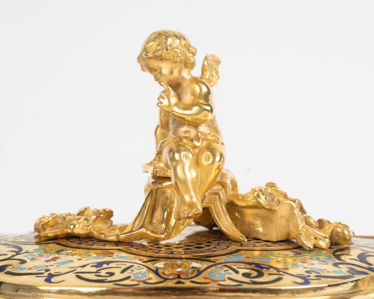 Coffret à bijoux en bronze doré et émaux champlevés, dans le goût de Ferdinand Barbedienne — 6