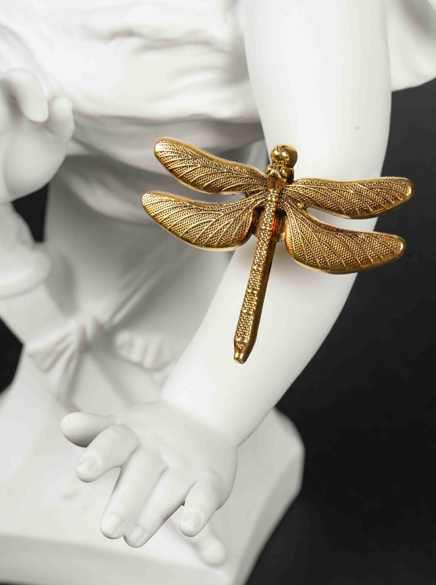 ARISTIDE de Ranieri un biscuit de Sèvres petite fille à la libellule, début du XXe siècle — 5