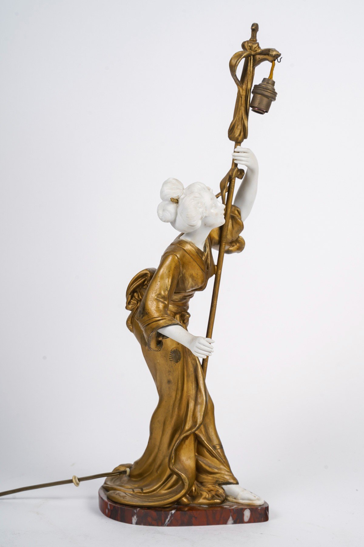 Une lampe sculpture Geisha 1900 — 4