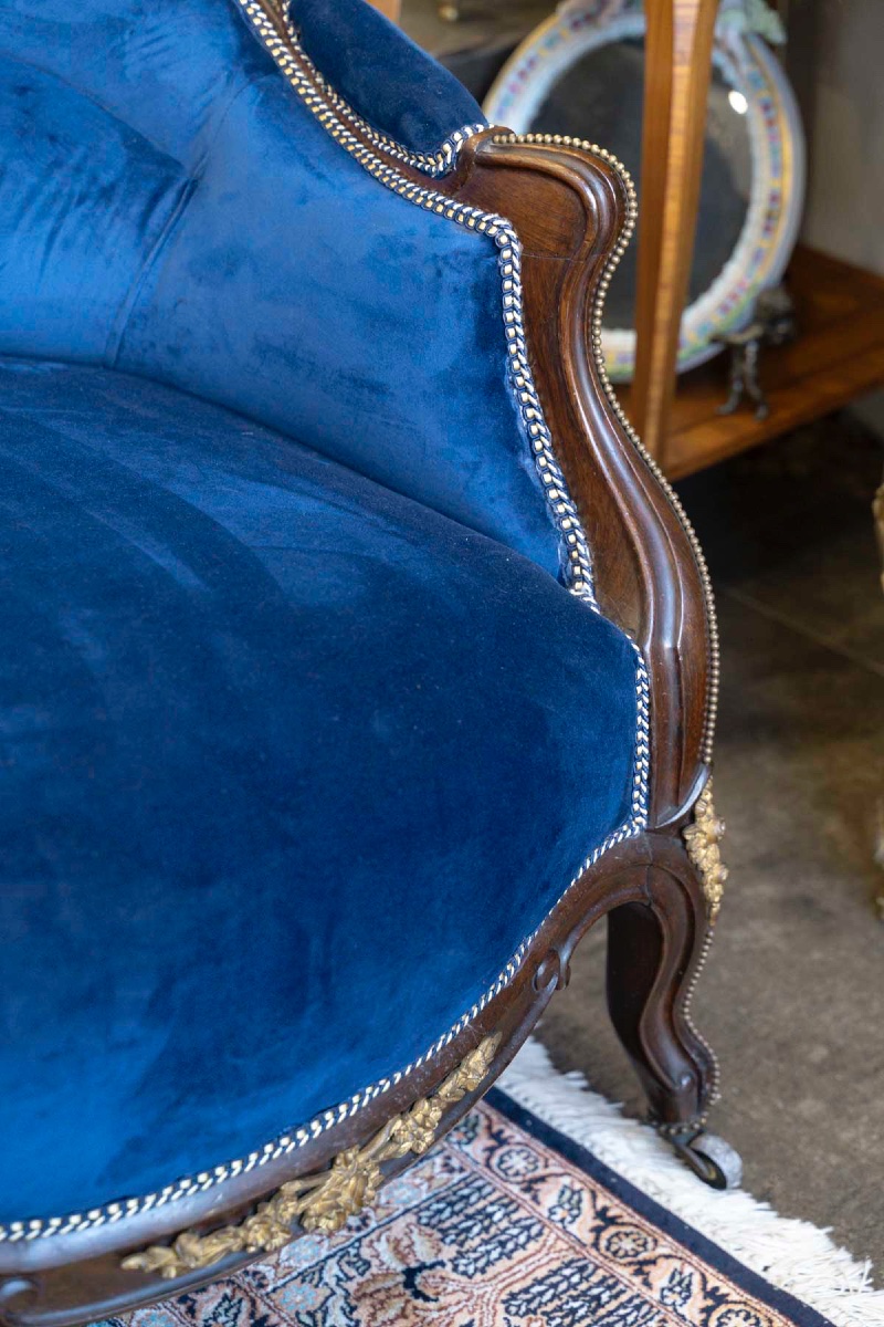 Mobilier de salon en acajou mouluré, époque Napoléon III — 11