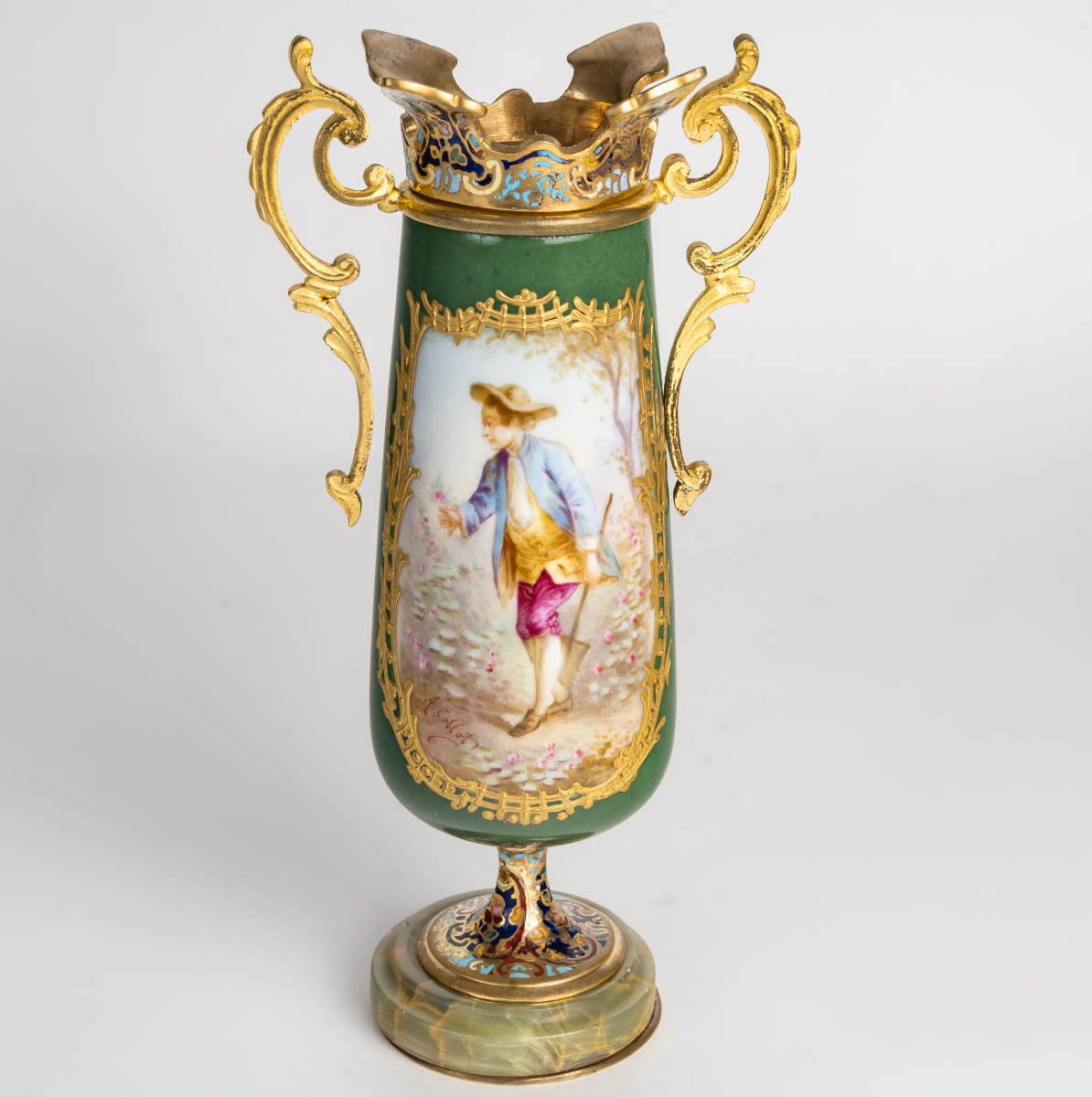 Une paire de vases en porcelaine et bronze cloisonné, fin du XIXe siècle — 10
