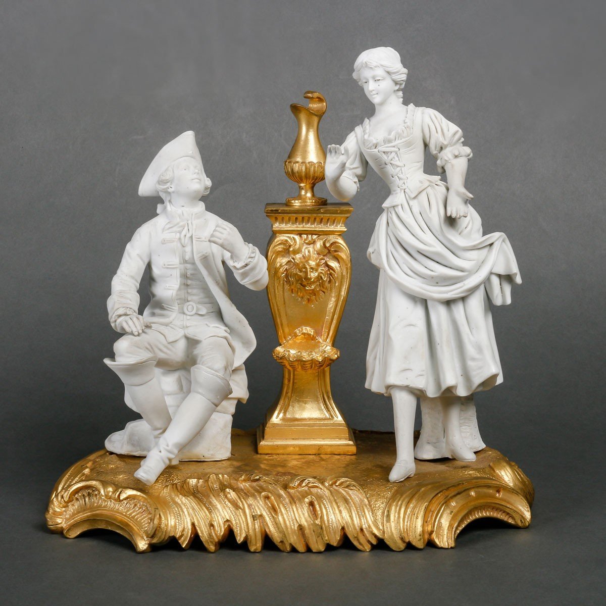 Groupe en biscuit de Sèvres et bronze doré Circa 1880 — 10