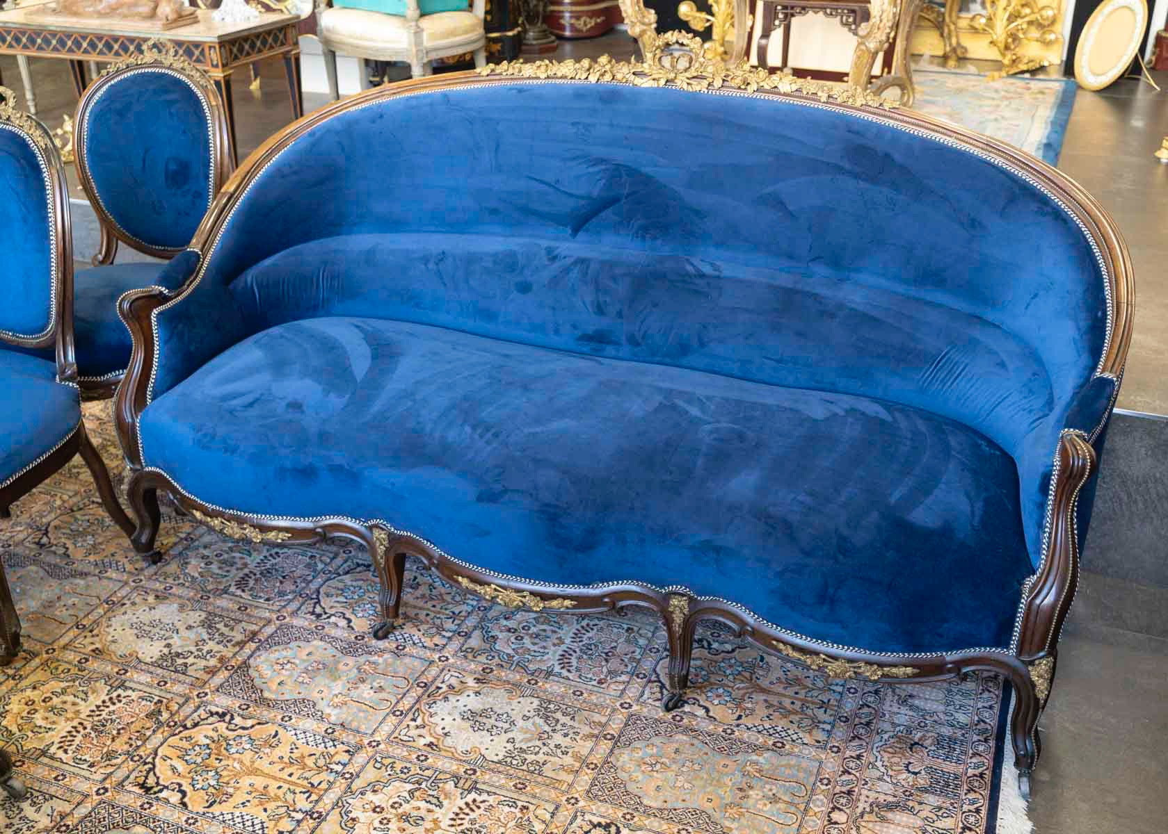 Mobilier de salon en acajou mouluré, époque Napoléon III — 15
