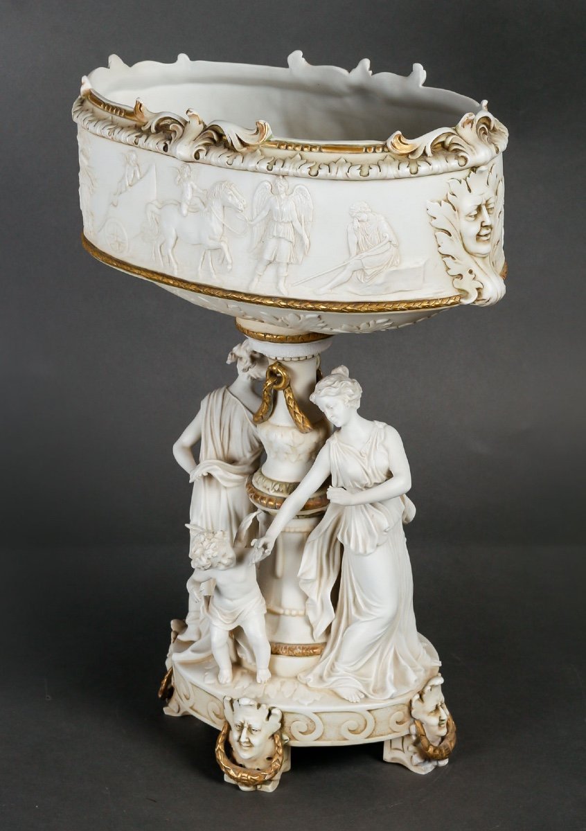 Un centre de table en biscuit fin du XIXe siècle — 3