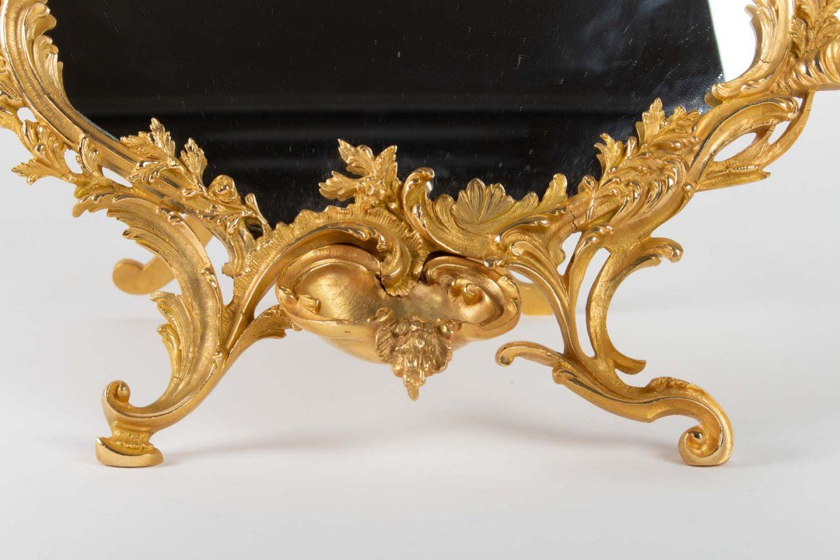 Miroir de table en bronze doré style Louis XV, époque XIXe — 4