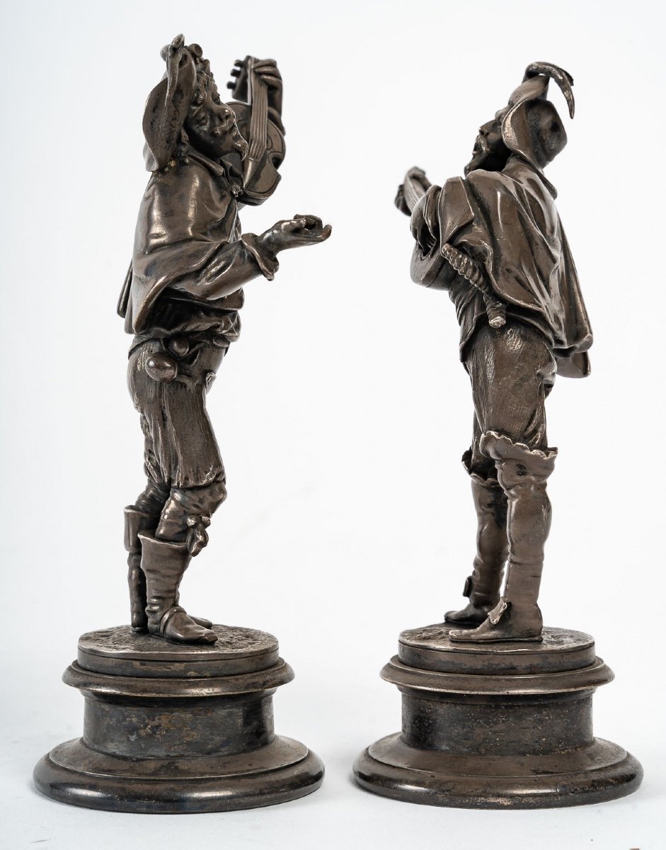 Paire de sculptures en bronze argenté XIXe siècle — 6