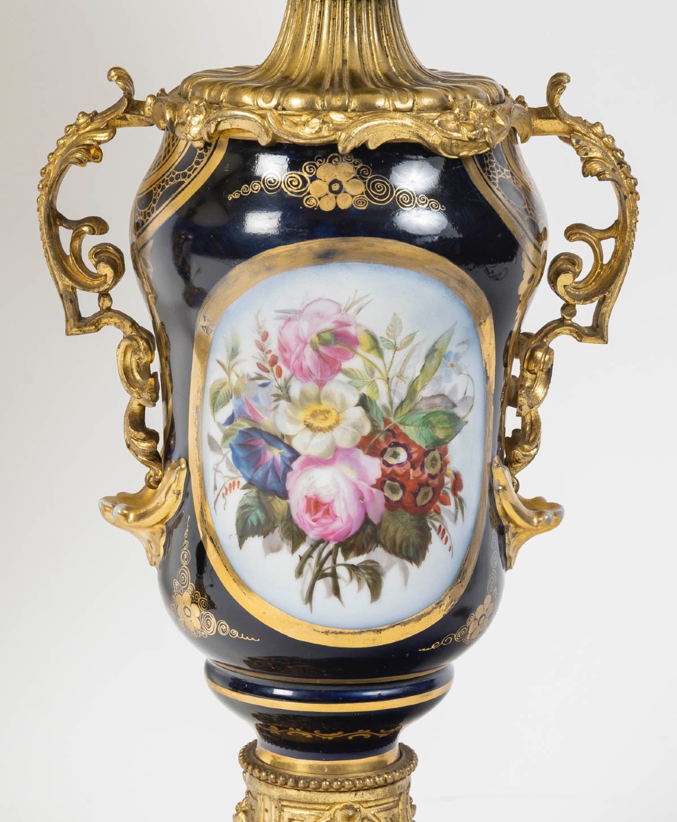 Paire de lampes en porcelaine de Bayeux et bronze doré – fin du XIXe siècle — 12